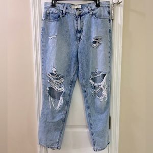 Ripped boyfriend jeans